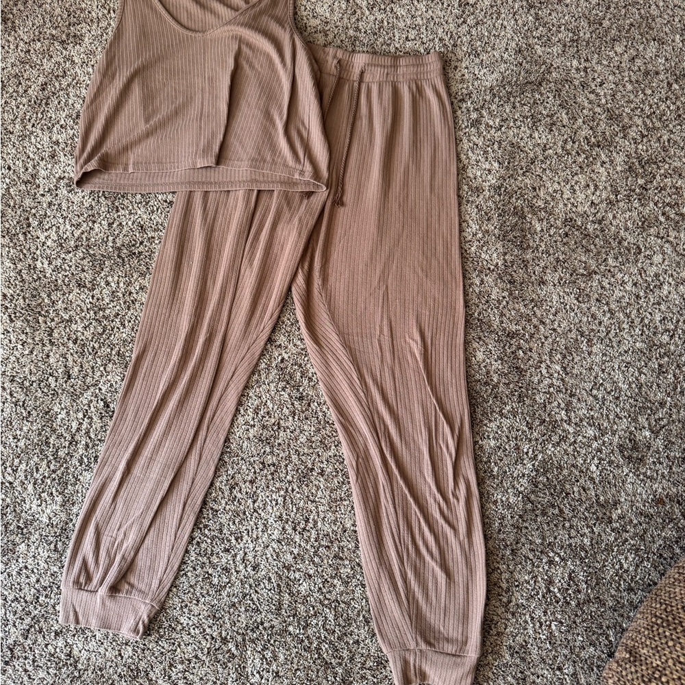 Ribbed Tan Lounge Set